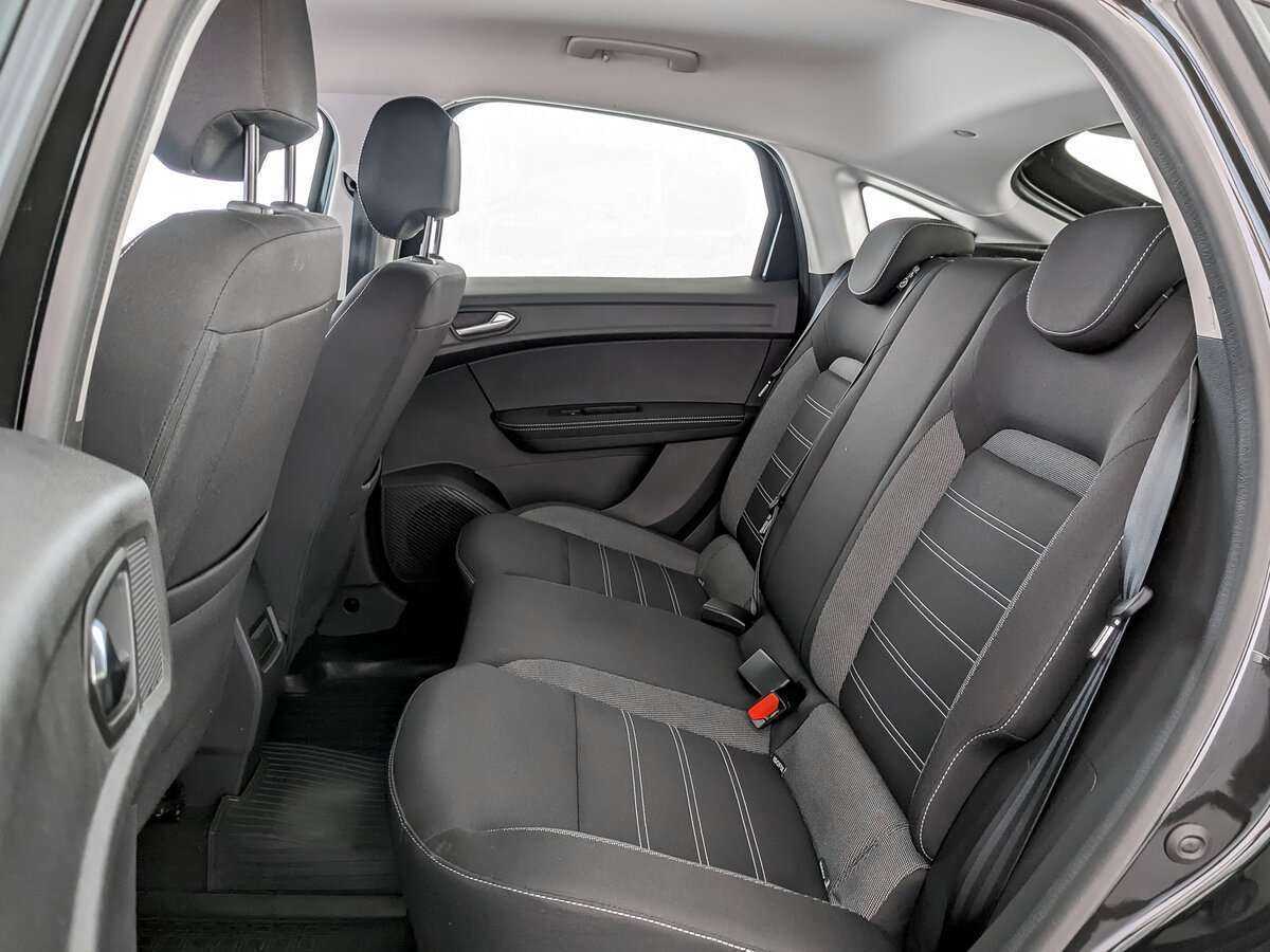 Renault Arkana 2022 года с пробегом. Фото: #9