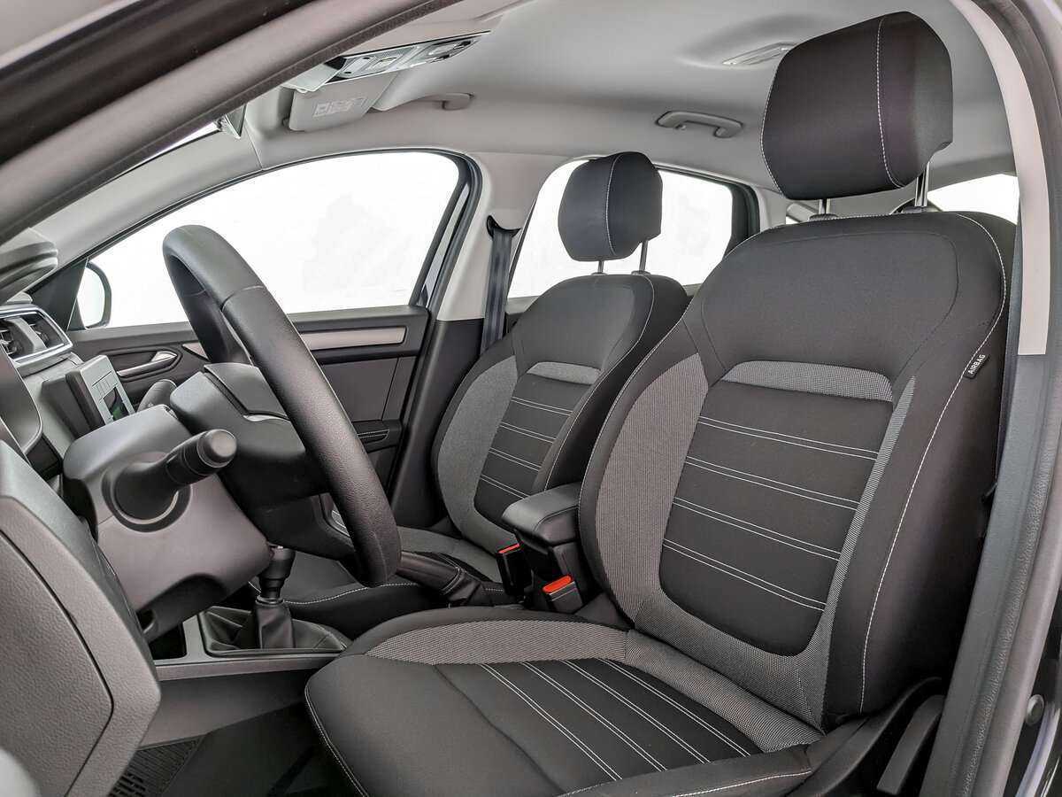 Renault Arkana 2022 года с пробегом. Фото: #15