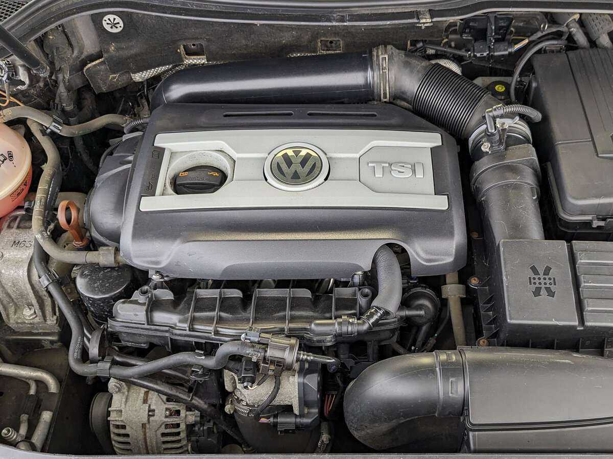 Volkswagen Passat CC 2012 года с пробегом. Фото: #8