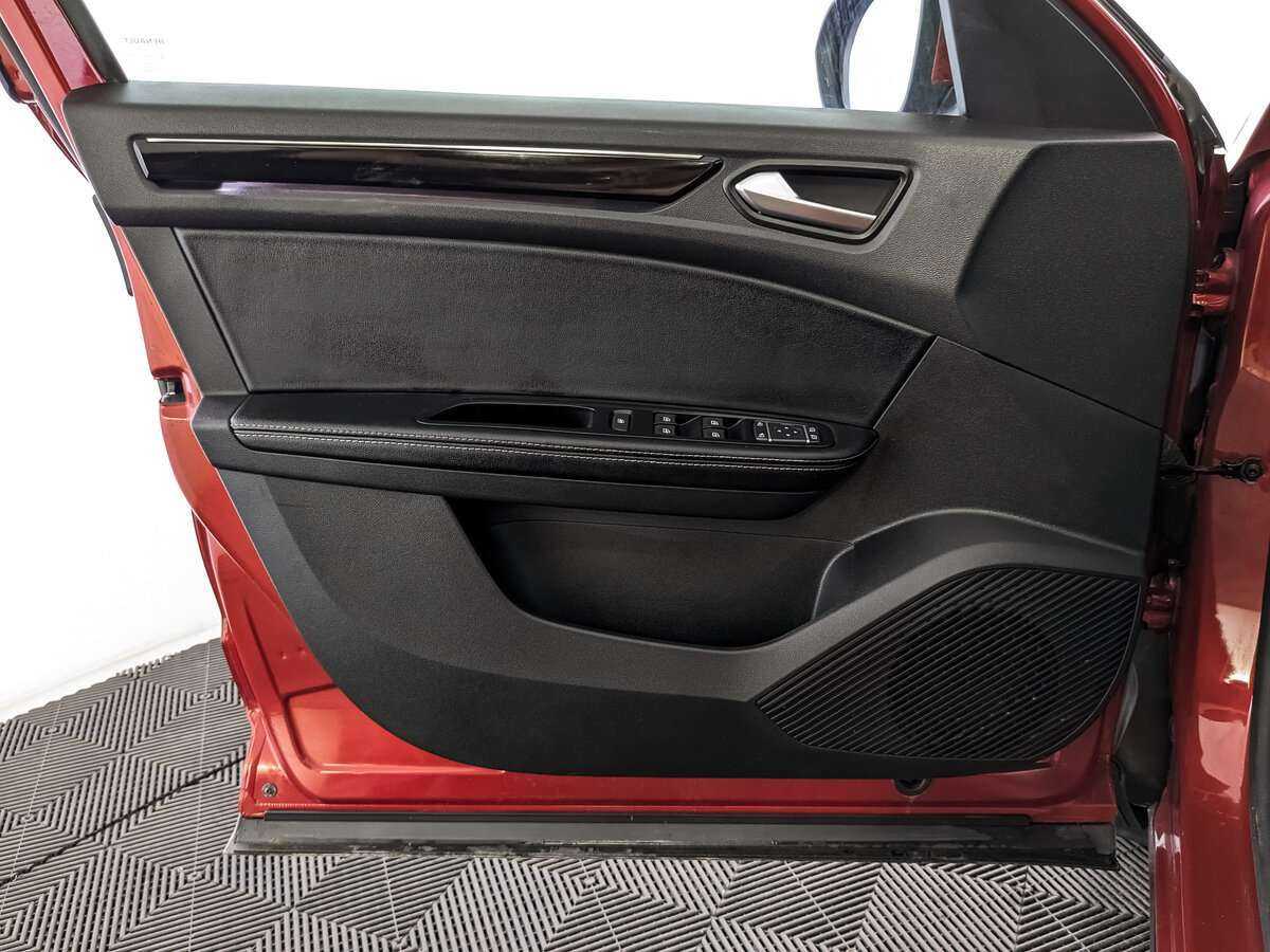 Renault Arkana 2019 года с пробегом. Фото: #14