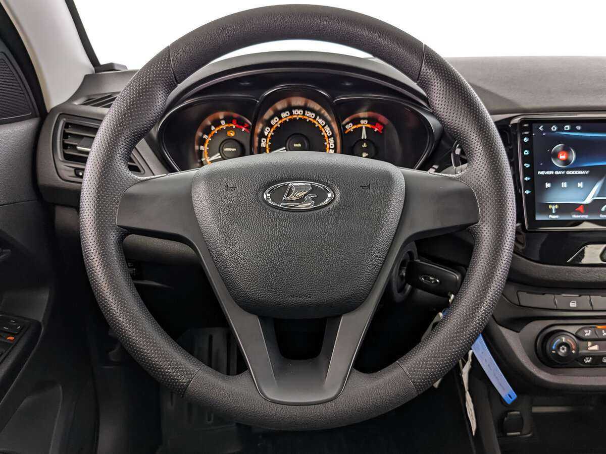 Lada (ВАЗ) Vesta 2021 года с пробегом. Фото: #21