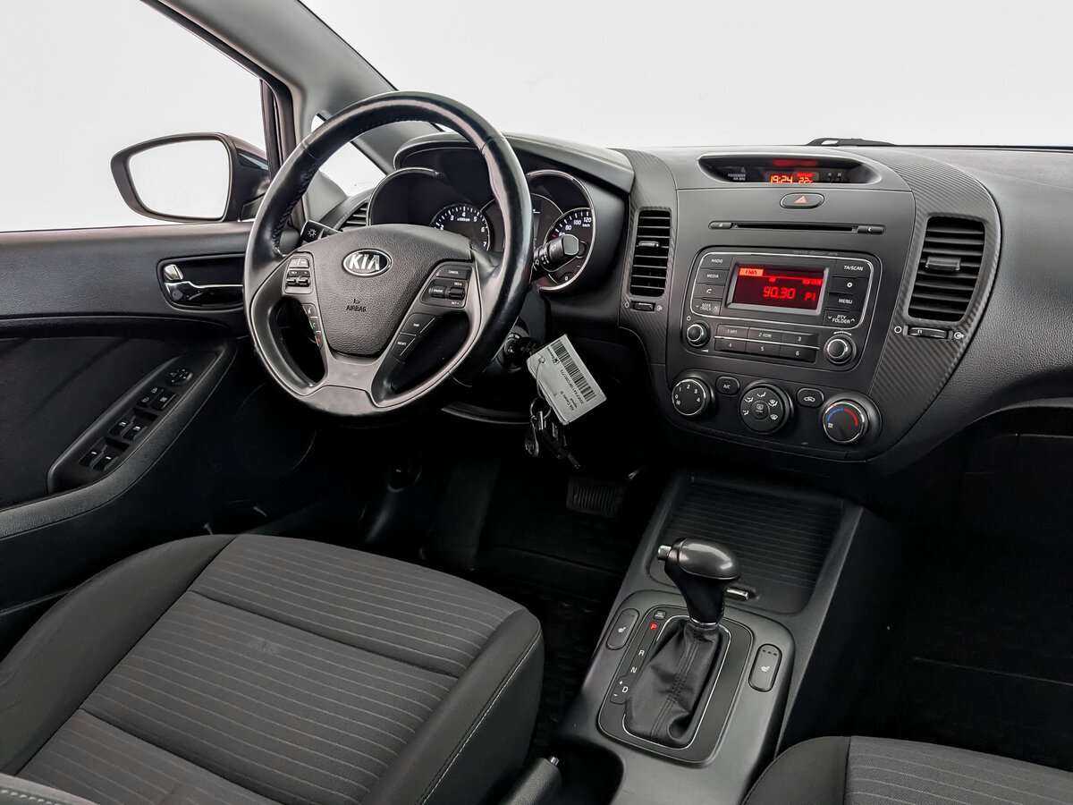 Kia Cerato 2015 года с пробегом. Фото: #20