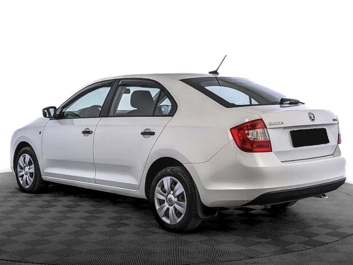 Skoda Rapid 2017 года с пробегом. Фото: #5