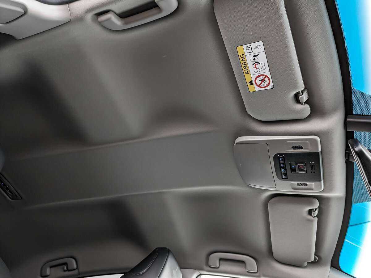 Toyota Camry 2019 года с пробегом. Фото: #15