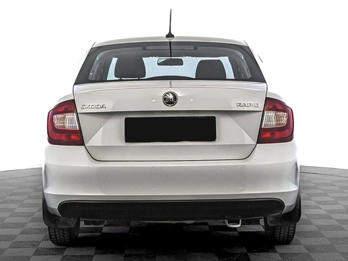 Skoda Rapid 2017 года с пробегом. Фото: #5