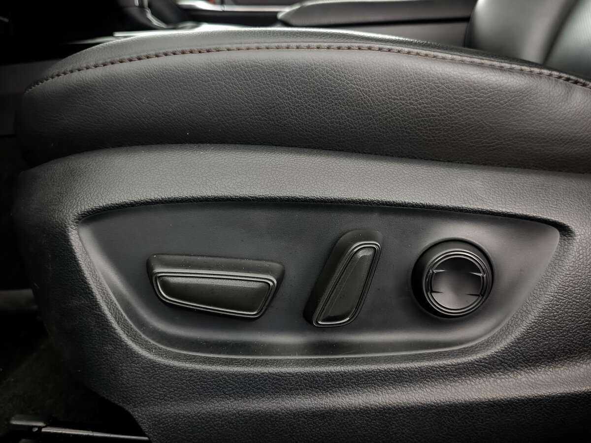 Toyota Camry 2020 года с пробегом. Фото: #20