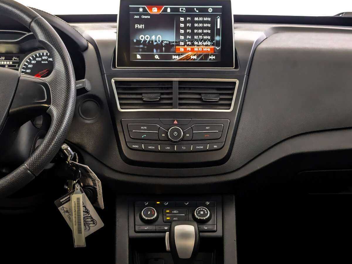 FAW Besturn X40 2019 года с пробегом. Фото: #12