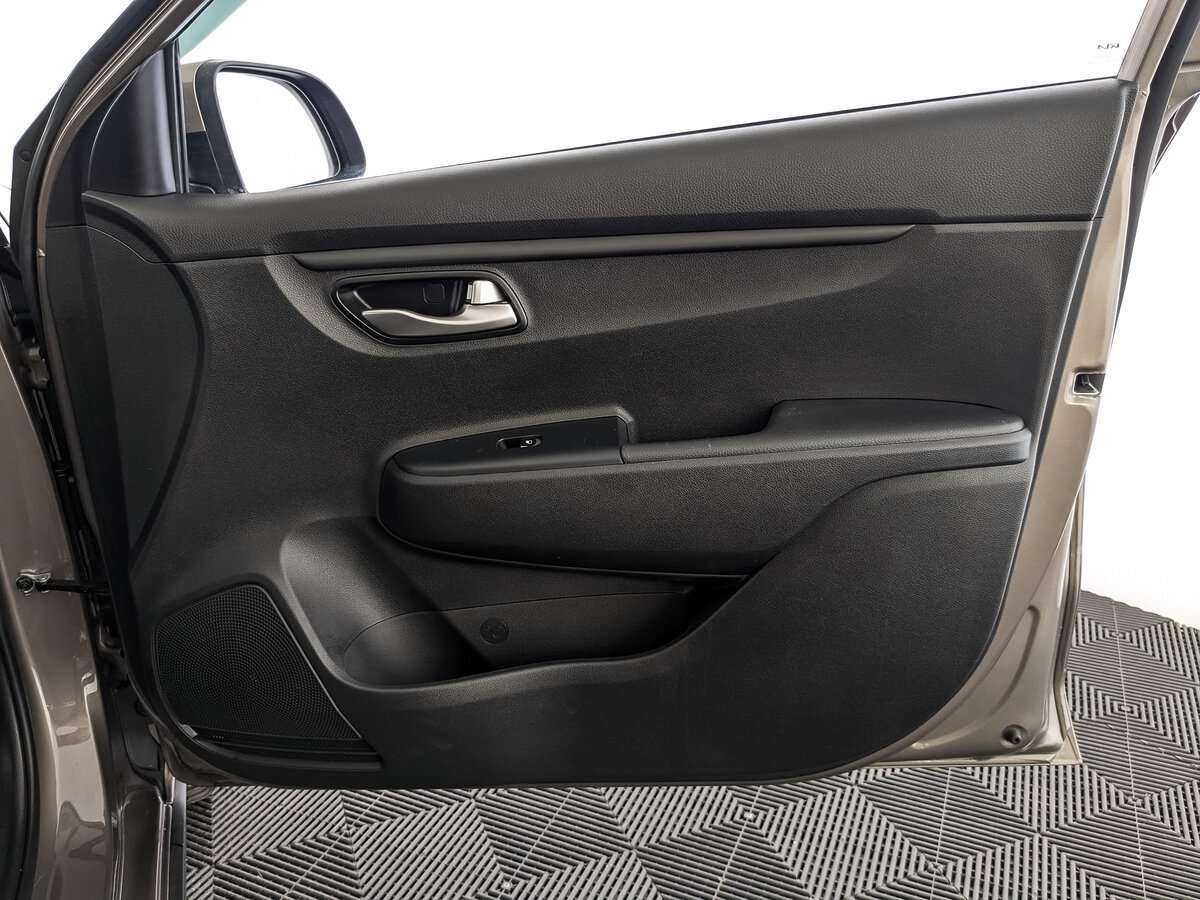 Kia Rio 2021 года с пробегом. Фото: #20