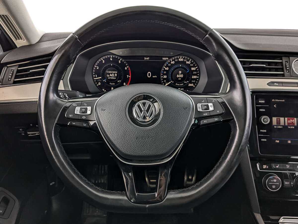 Volkswagen Passat 2019 года с пробегом. Фото: #17