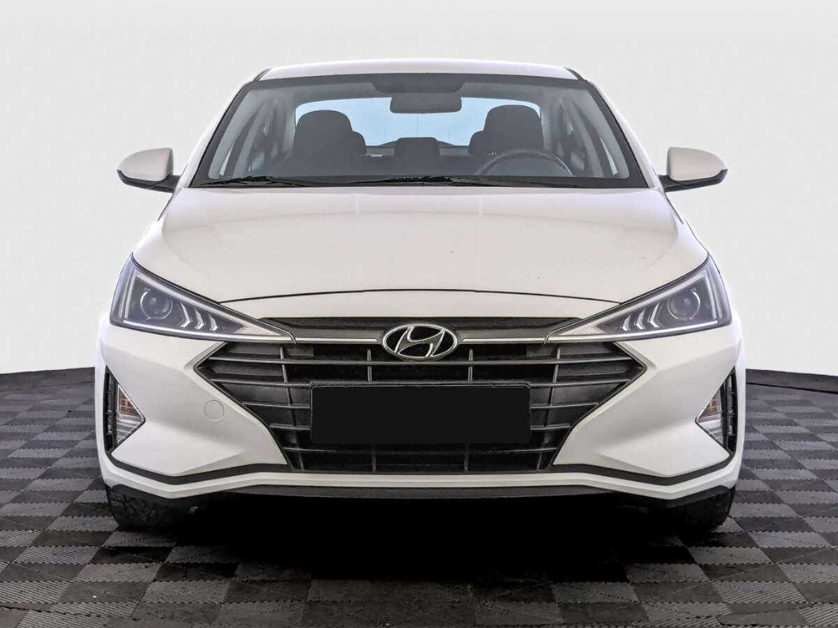 Hyundai Elantra 2020 года с пробегом. Фото: #1