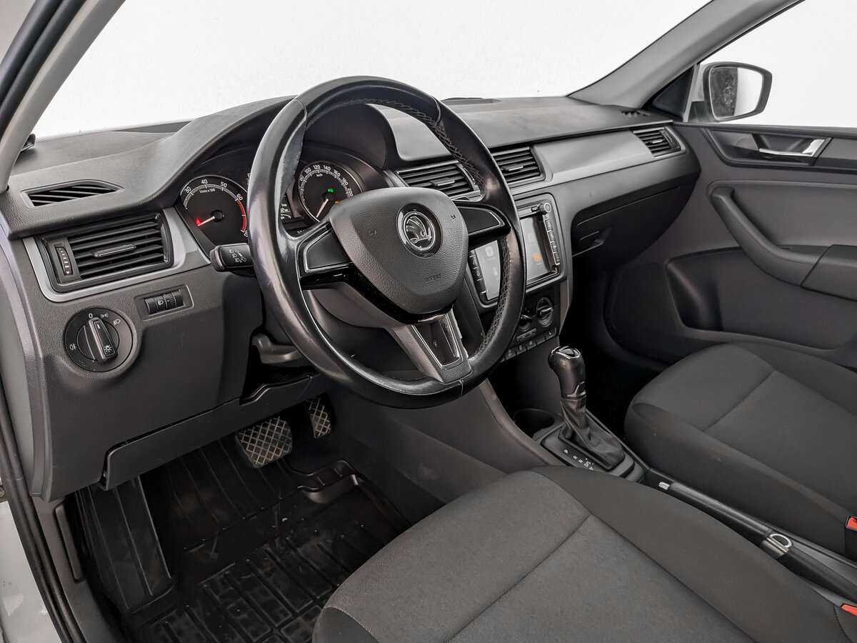 Skoda Rapid 2018 года с пробегом. Фото: #15