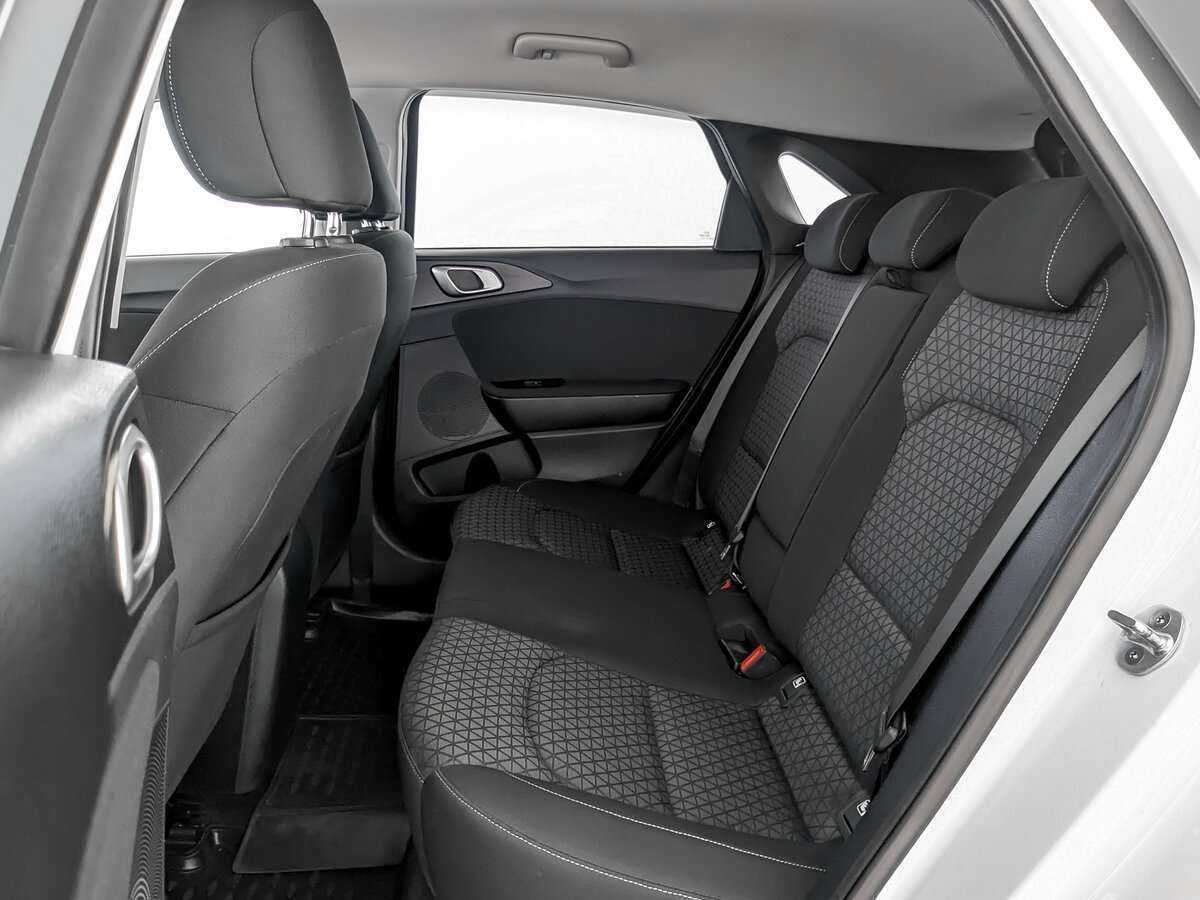 Kia Ceed 2018 года с пробегом. Фото: #9