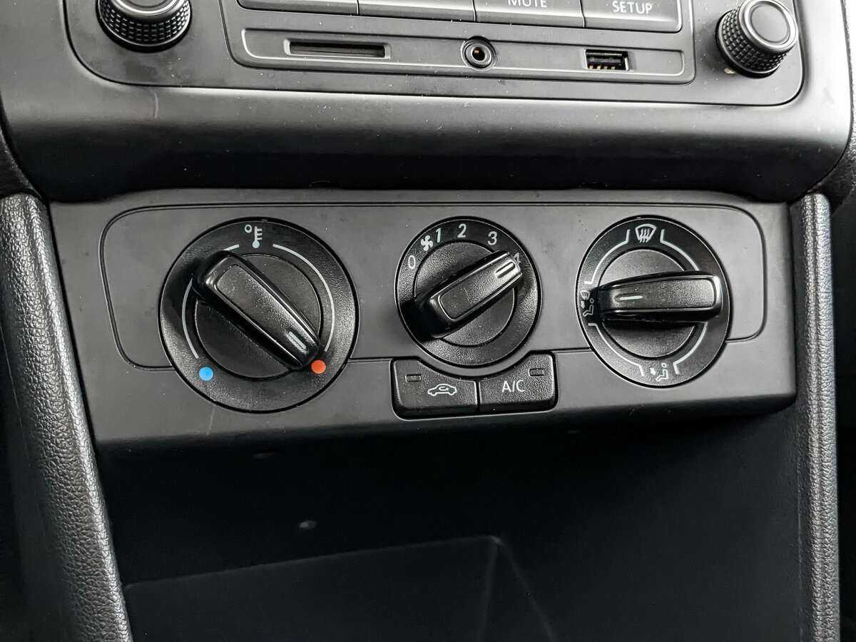 Volkswagen Polo 2019 года с пробегом. Фото: #19