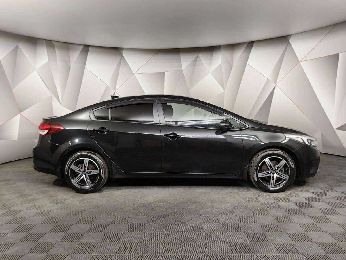 Kia Cerato 2018 года с пробегом. Фото: #5
