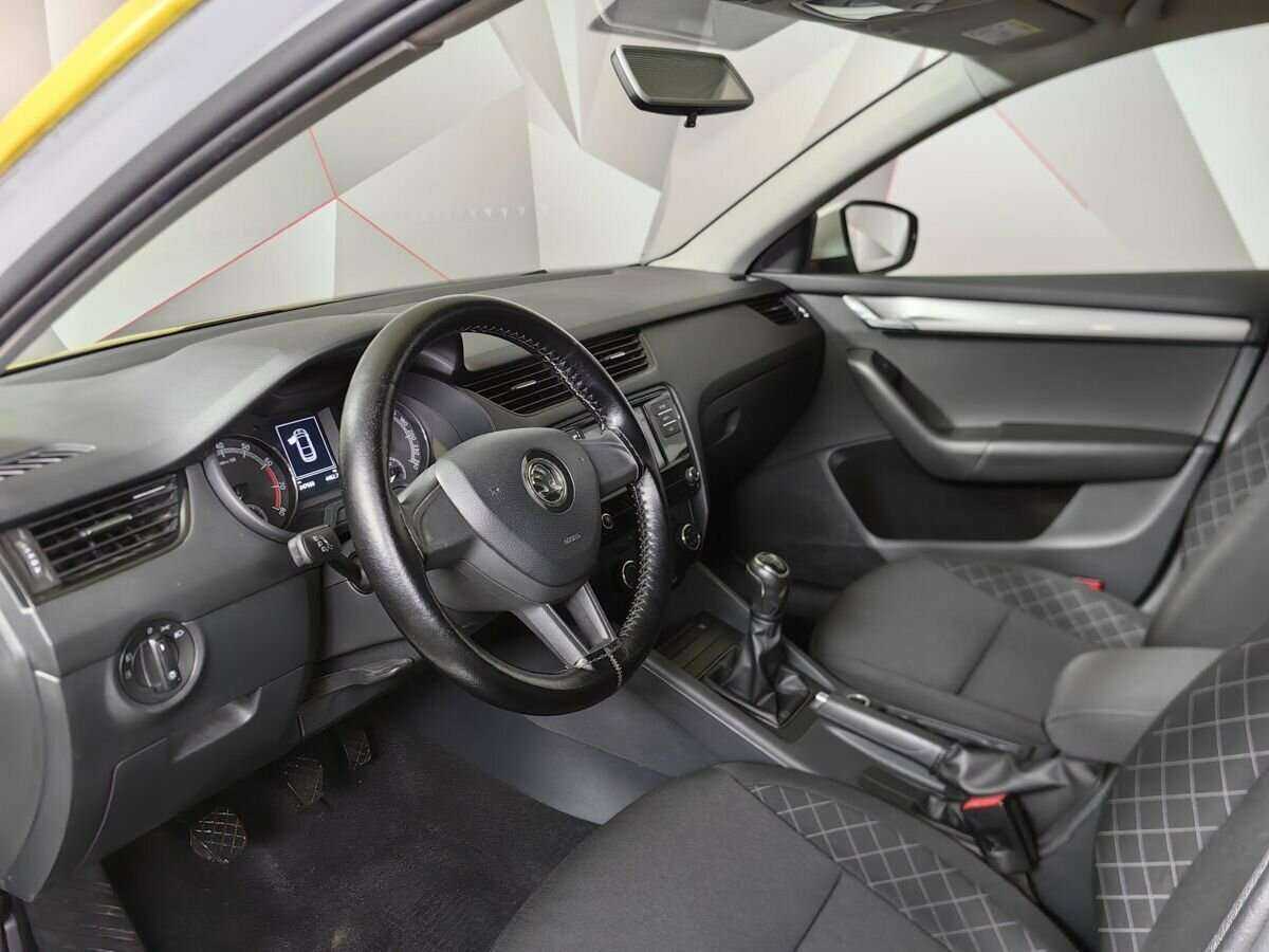 Skoda Octavia 2019 года с пробегом. Фото: #13