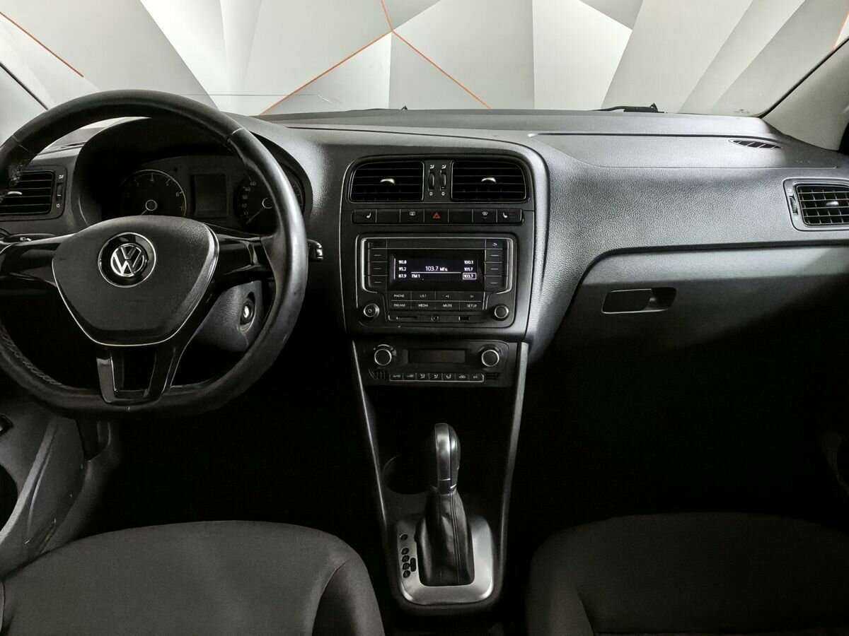 Volkswagen Polo 2016 года с пробегом. Фото: #9