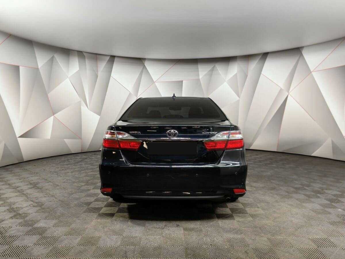 Toyota Camry 2017 года с пробегом. Фото: #7