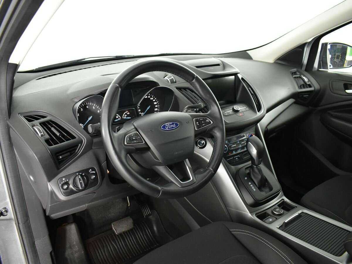 Ford Kuga 2017 года с пробегом. Фото: #8
