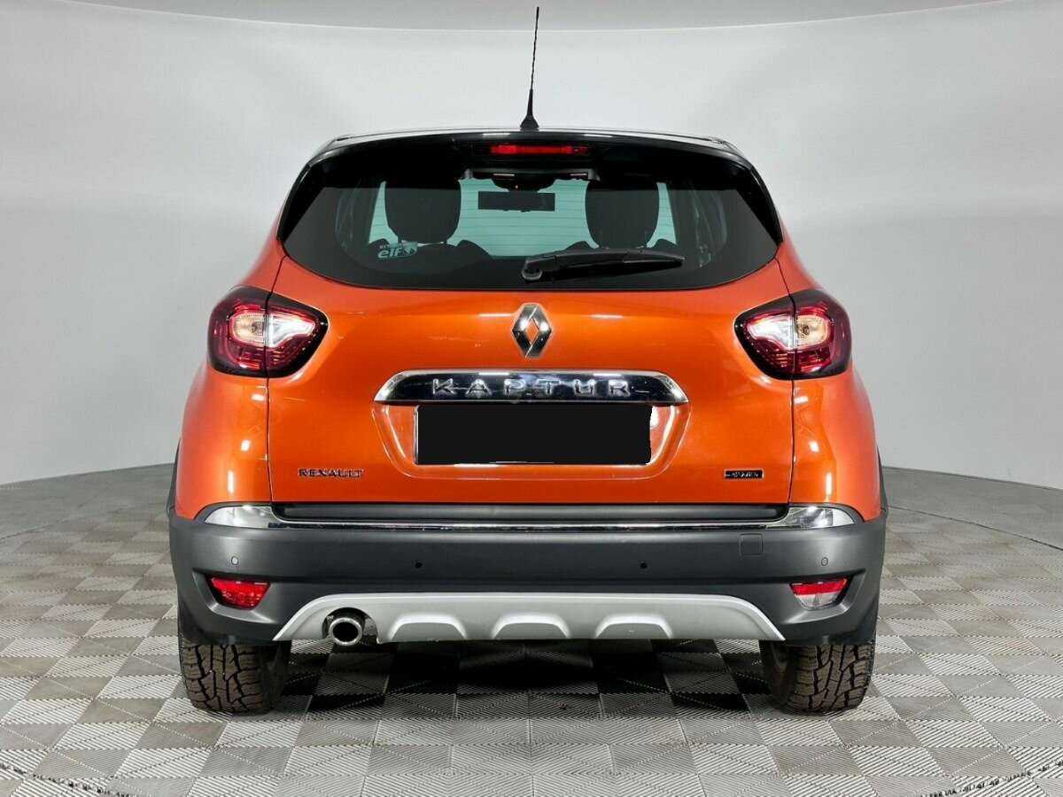 Renault Kaptur 2016 года с пробегом. Фото: #2