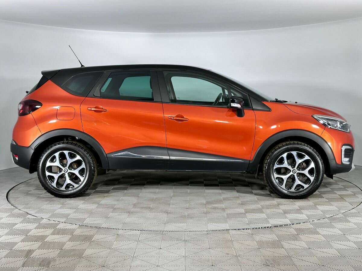 Renault Kaptur 2016 года с пробегом. Фото: #3
