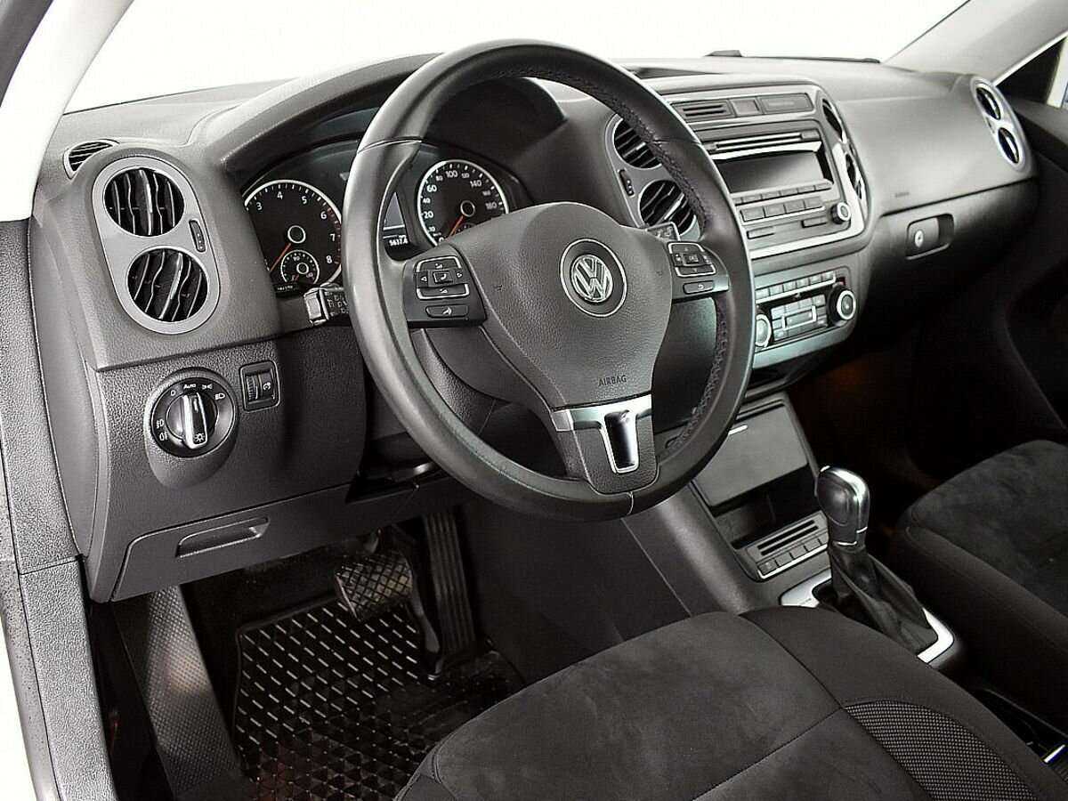 Volkswagen Tiguan 2012 года с пробегом. Фото: #6