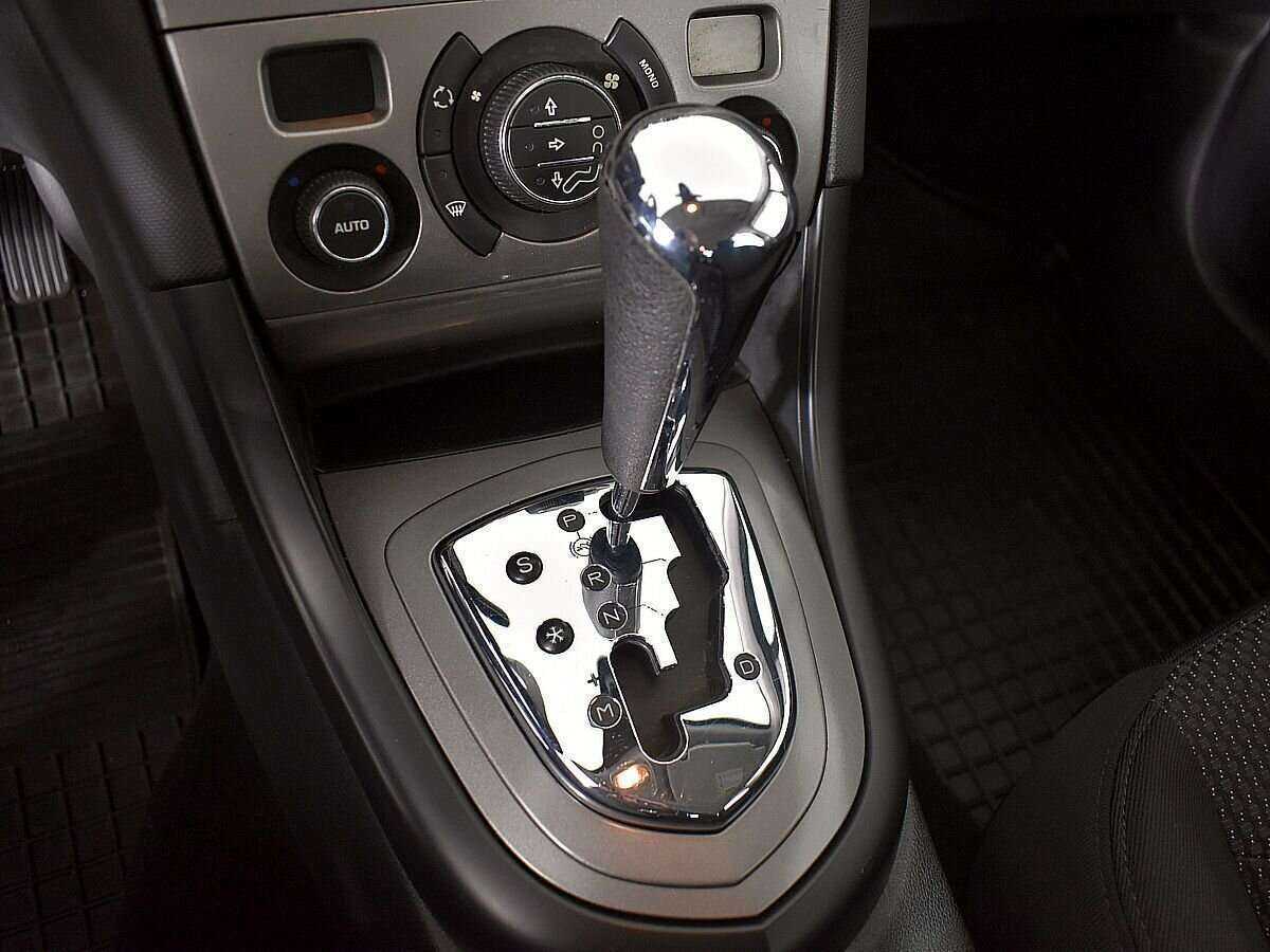 Peugeot 408 2013 года с пробегом. Фото: #14