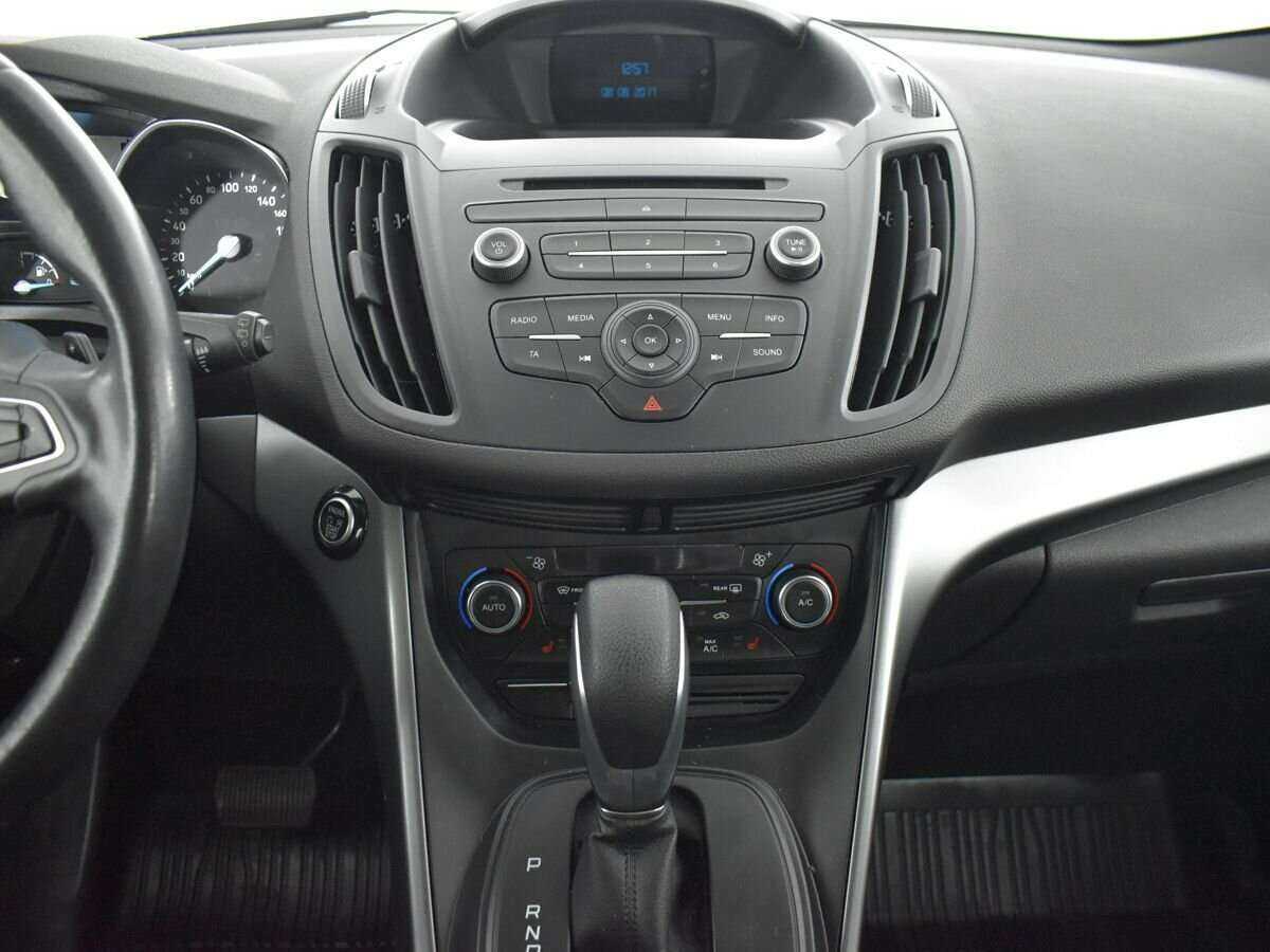 Ford Kuga 2017 года с пробегом. Фото: #12