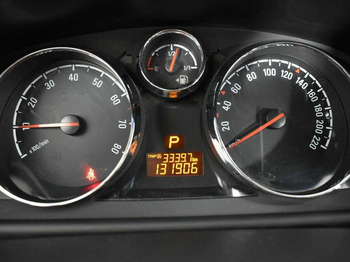 Opel Antara 2013 года с пробегом. Фото: #10
