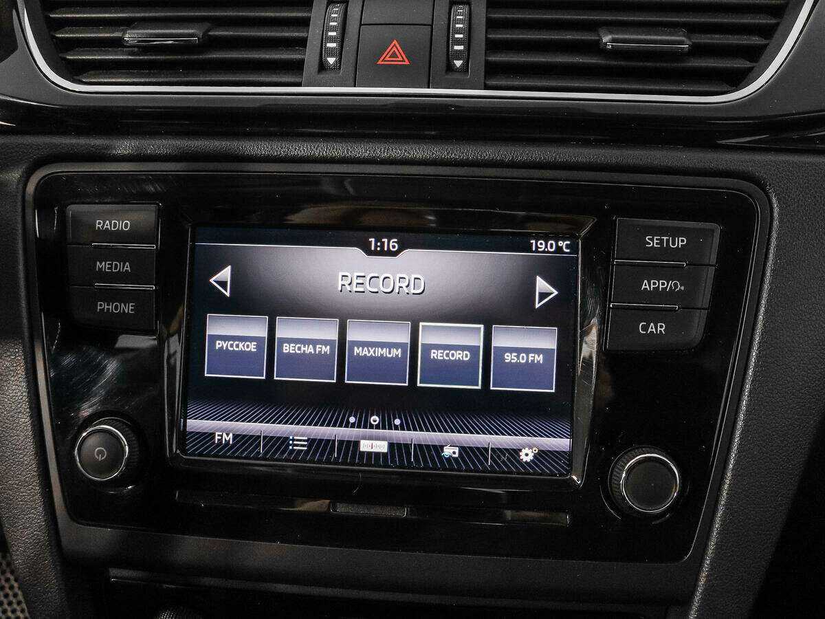 Skoda Rapid 2019 года с пробегом. Фото: #12