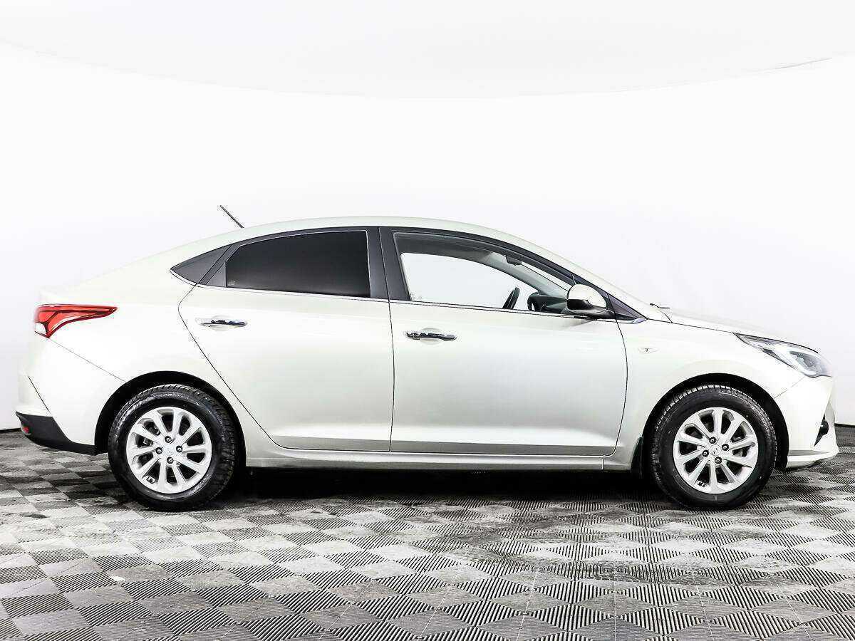 Hyundai Solaris 2020 года с пробегом. Фото: #3