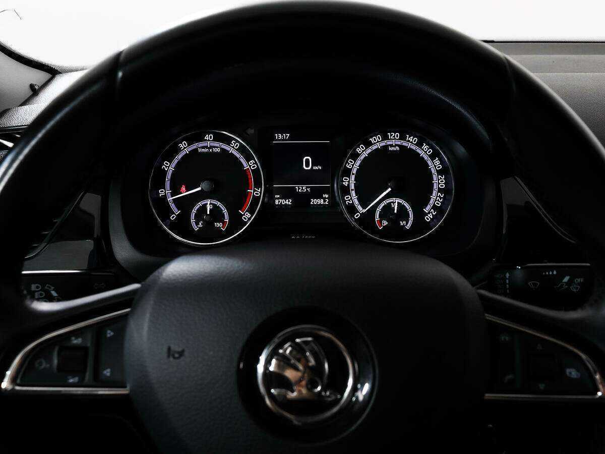 Skoda Rapid 2017 года с пробегом. Фото: #12