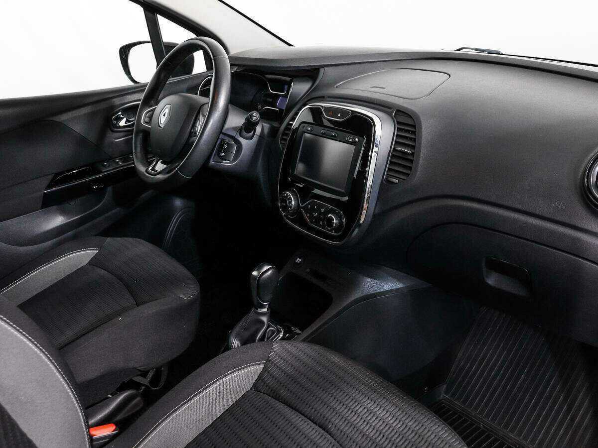 Renault Kaptur 2016 года с пробегом. Фото: #11