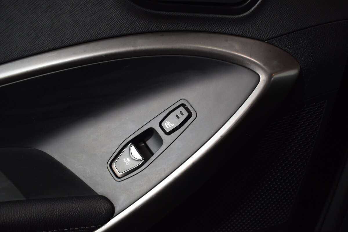 Hyundai Santa Fe 2016 года с пробегом. Фото: #20