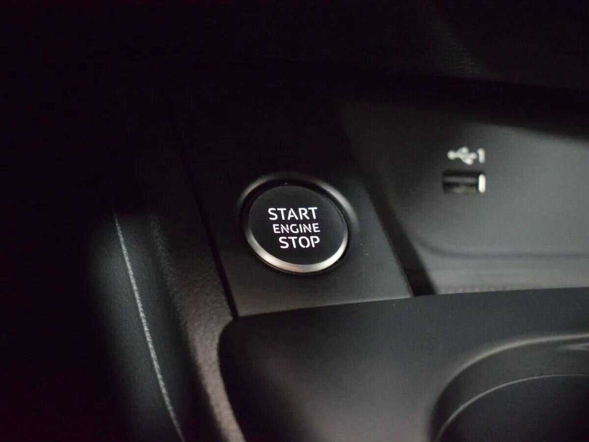 Audi A4 2020 года с пробегом. Фото: #16