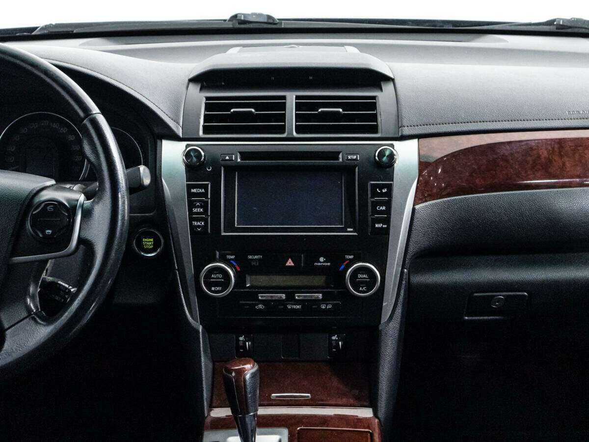 Toyota Camry 2013 года с пробегом. Фото: #13