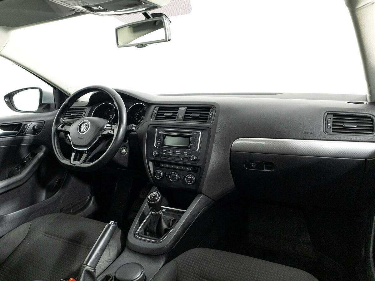 Volkswagen Jetta 2015 года с пробегом. Фото: #8
