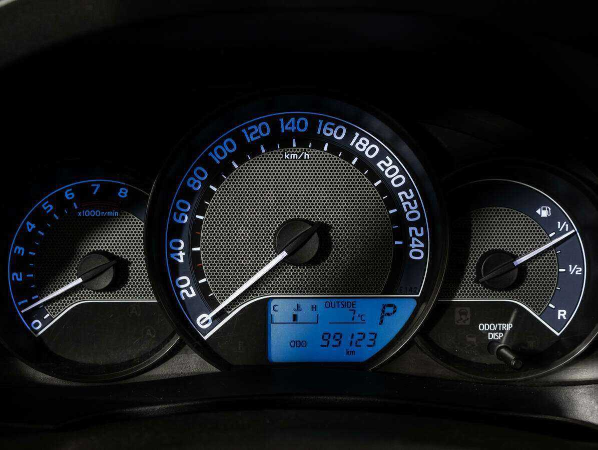 Toyota Corolla 2014 года с пробегом. Фото: #12