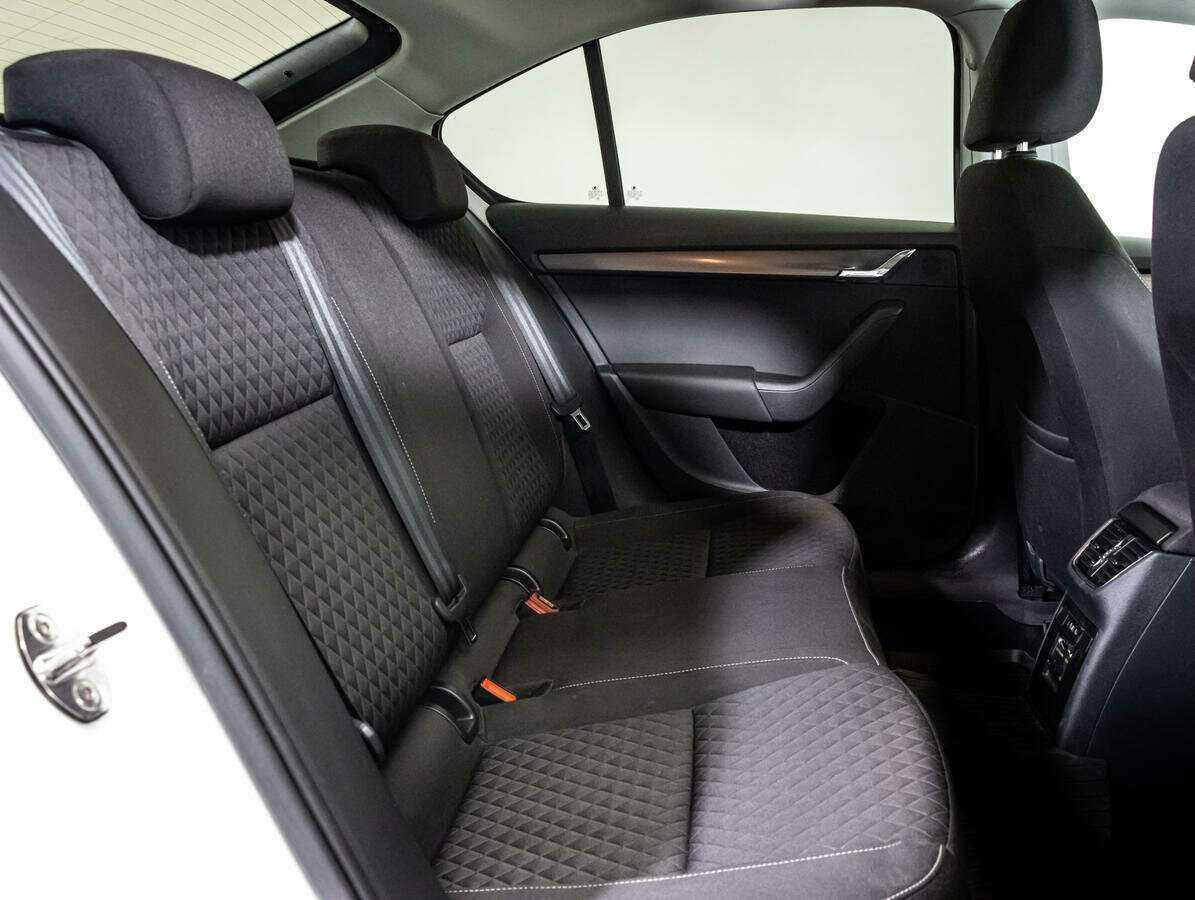 Skoda Octavia 2018 года с пробегом. Фото: #9