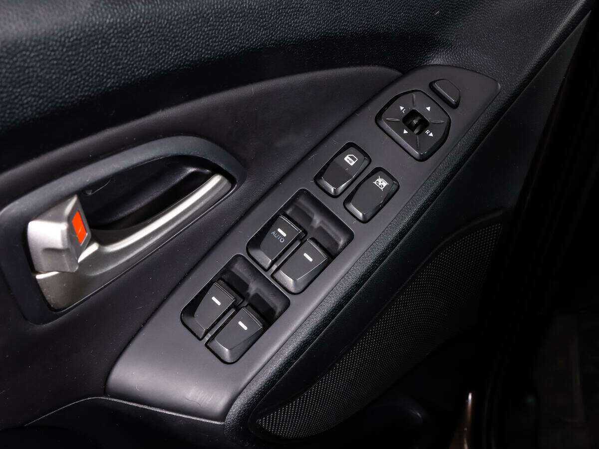 Hyundai ix35 2012 года с пробегом. Фото: #10