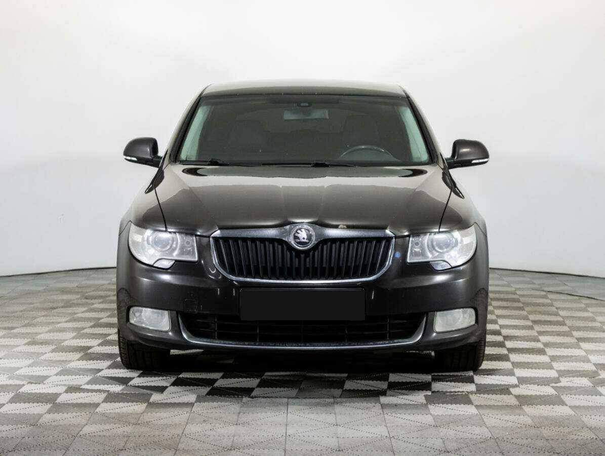 Skoda Superb 2012 года с пробегом. Фото: #1