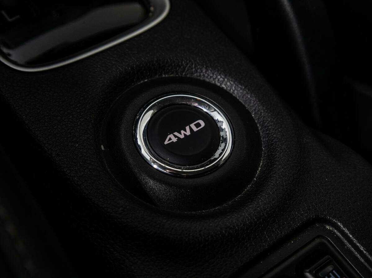 Mitsubishi Outlander 2016 года с пробегом. Фото: #16