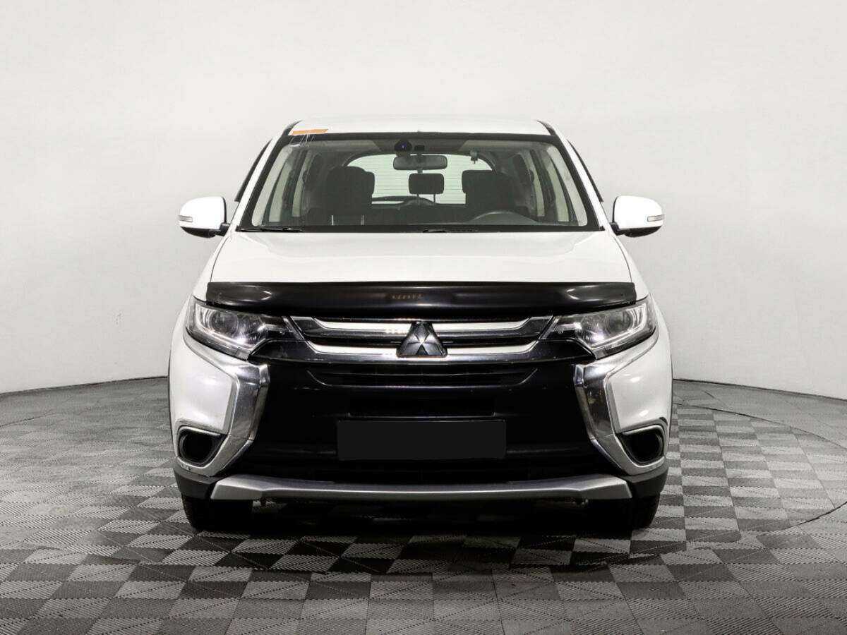 Mitsubishi Outlander 2018 года с пробегом. Фото: #1