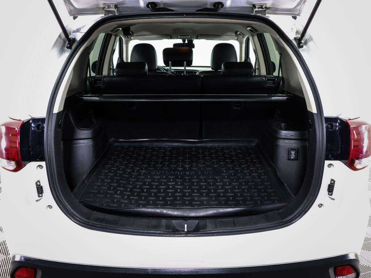 Mitsubishi Outlander 2017 года с пробегом. Фото: #10