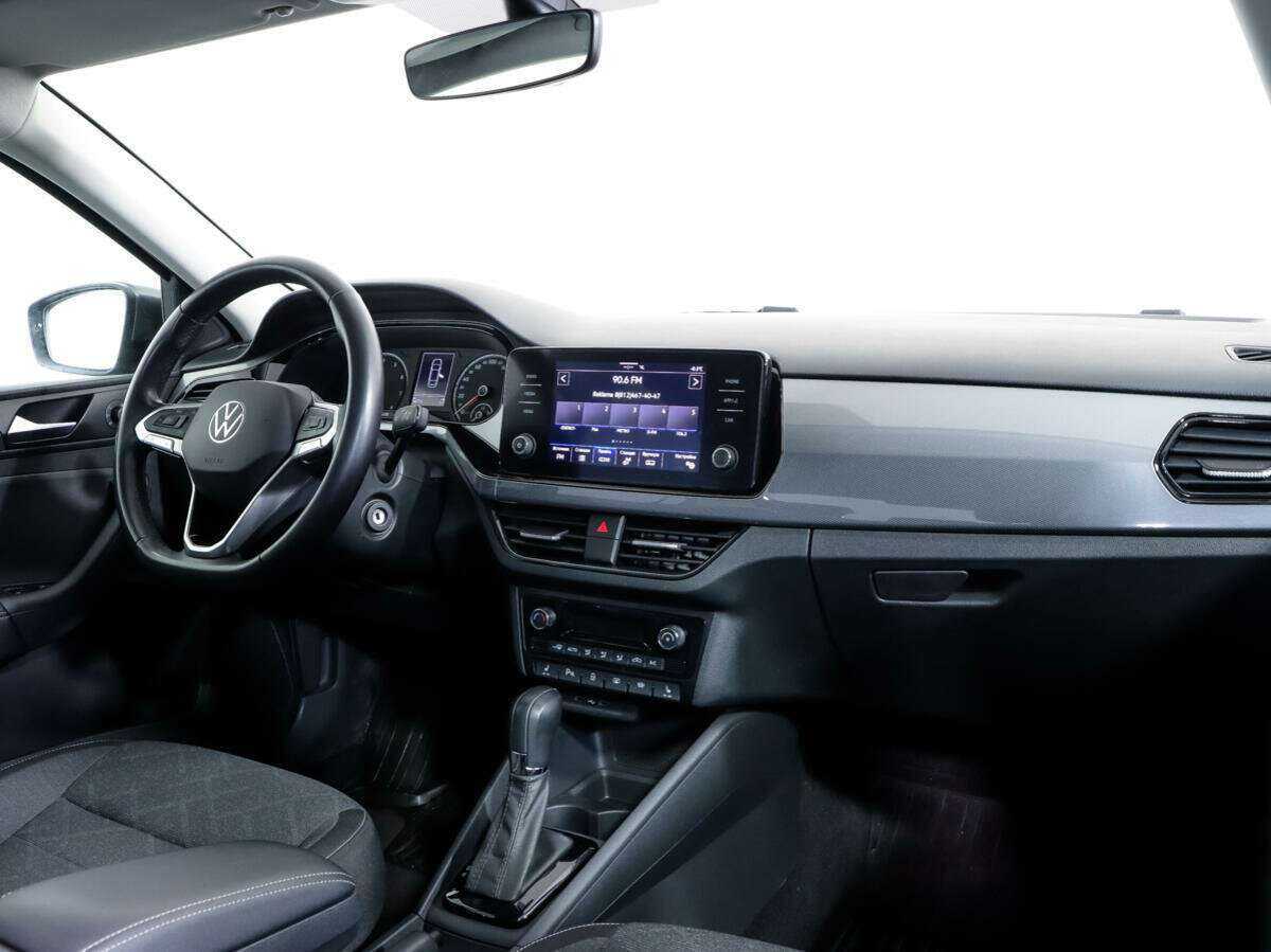 Volkswagen Polo 2021 года с пробегом. Фото: #8