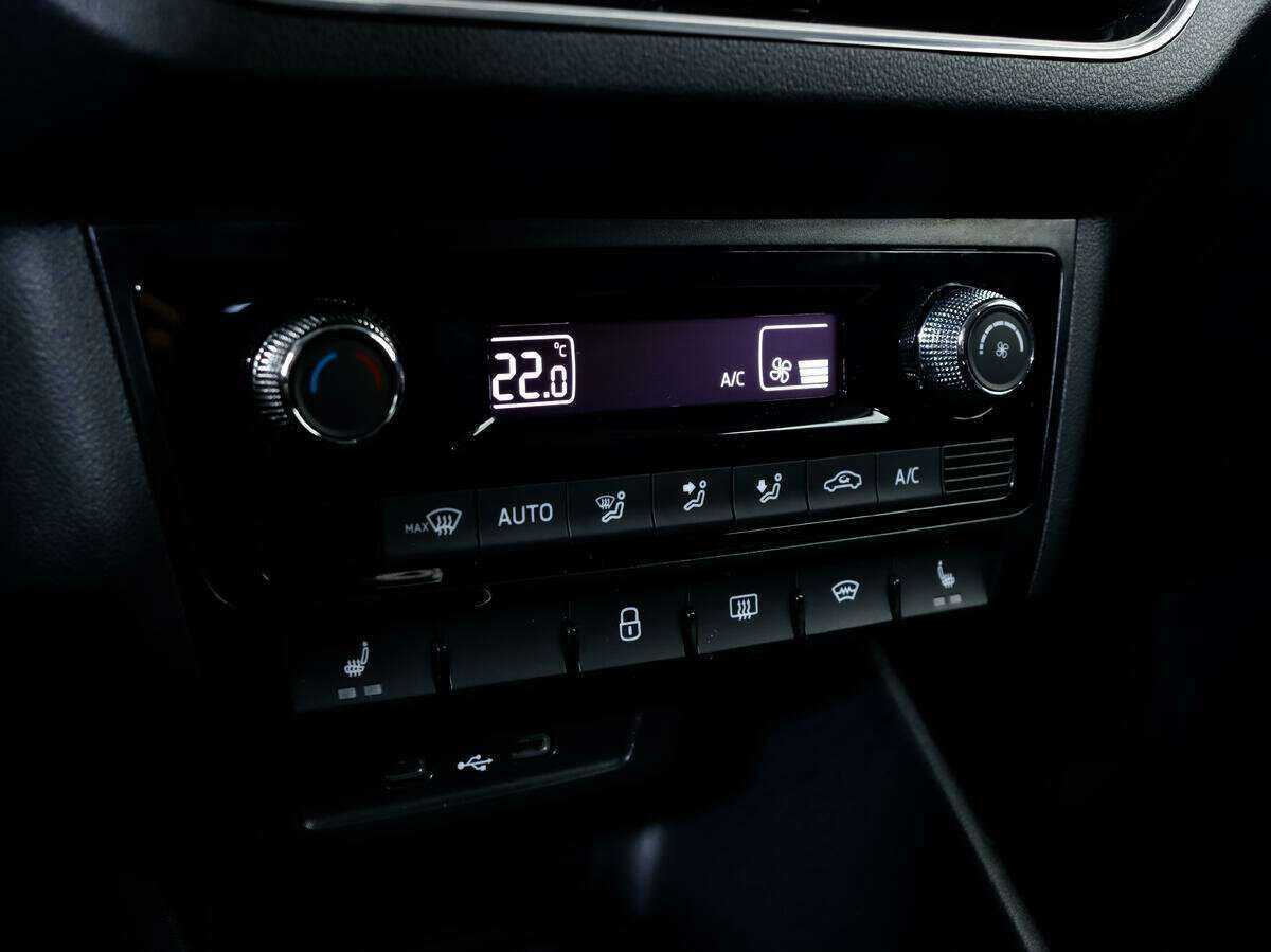 Skoda Rapid 2020 года с пробегом. Фото: #12