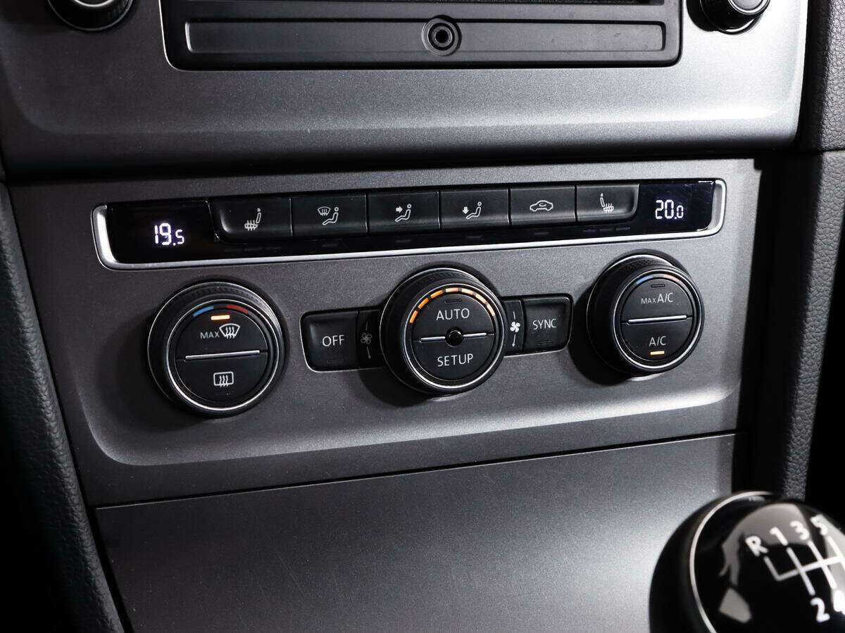 Volkswagen Golf 2013 года с пробегом. Фото: #11