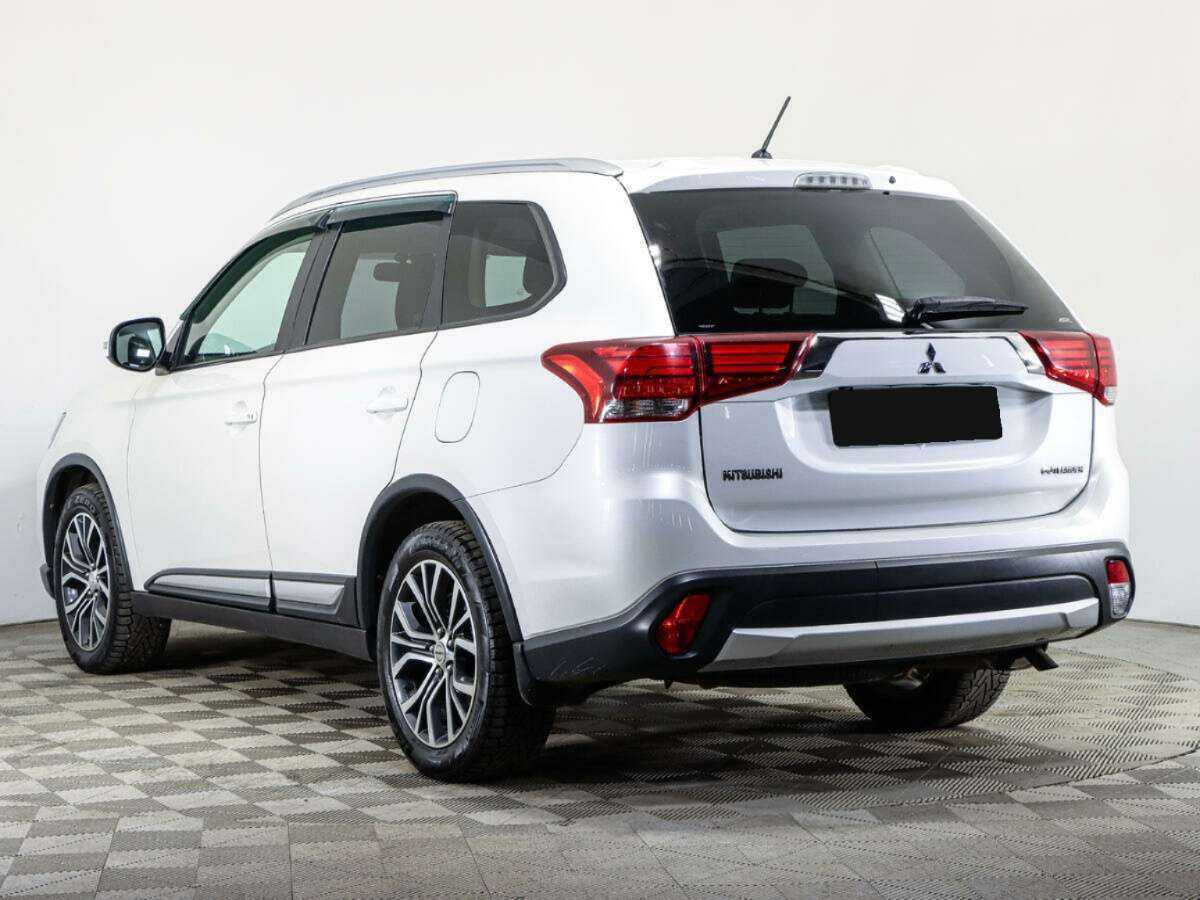 Mitsubishi Outlander 2015 года с пробегом. Фото: #6