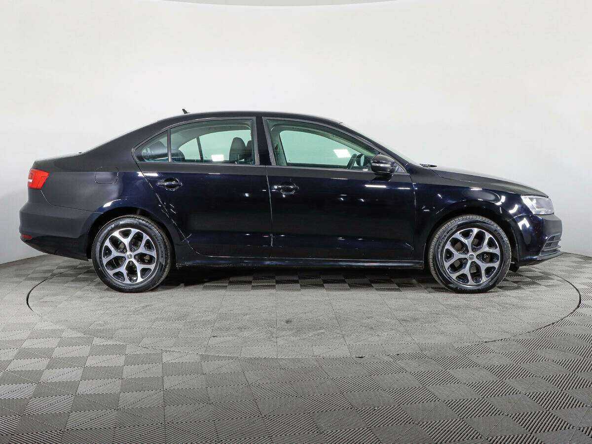 Volkswagen Jetta 2015 года с пробегом. Фото: #3