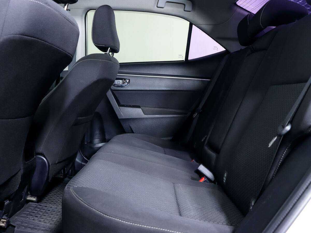 Toyota Corolla 2014 года с пробегом. Фото: #10