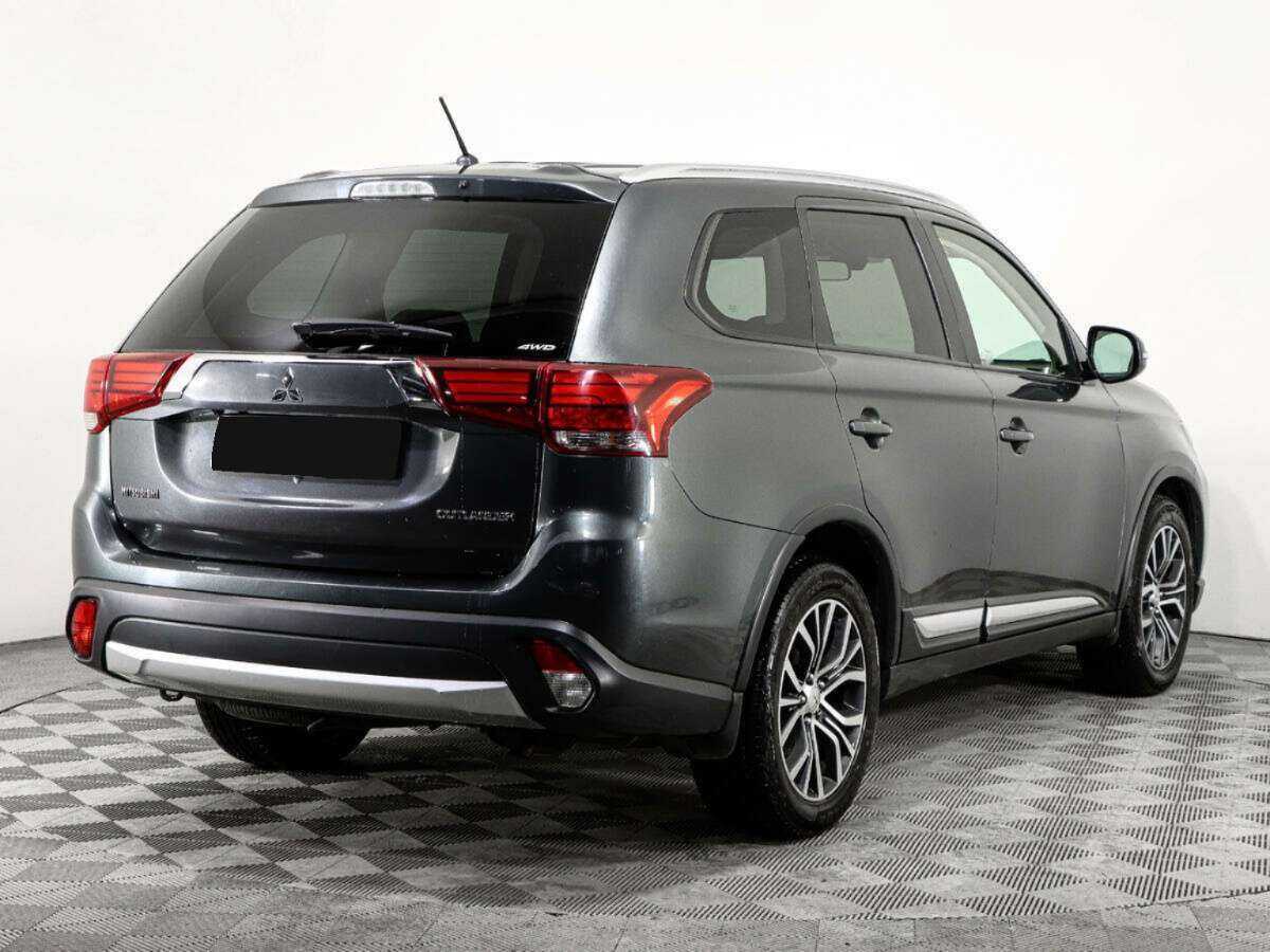 Mitsubishi Outlander 2016 года с пробегом. Фото: #4